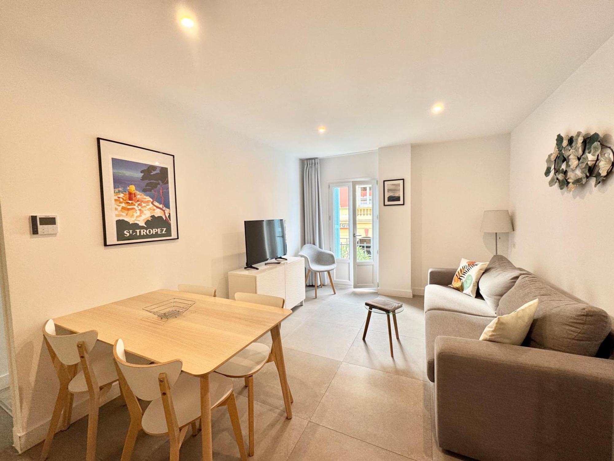 Republique Appartements ม็องตง ภายนอก รูปภาพ