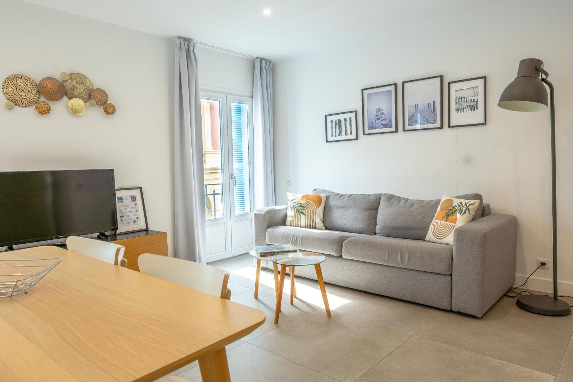 Republique Appartements ม็องตง ภายนอก รูปภาพ