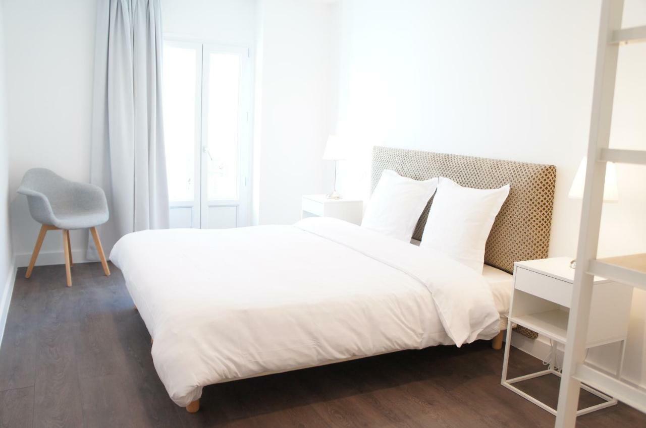 Republique Appartements ม็องตง ภายนอก รูปภาพ